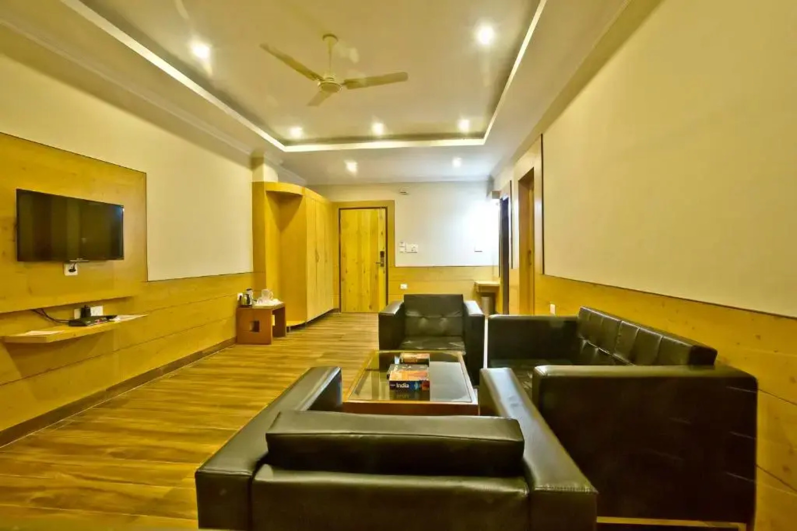 Quartz Himalayan Brothers