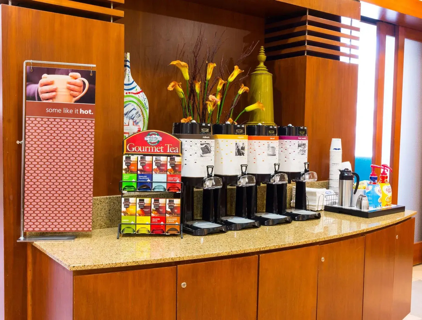 Hampton Inn & Suites Riverside/Corona East