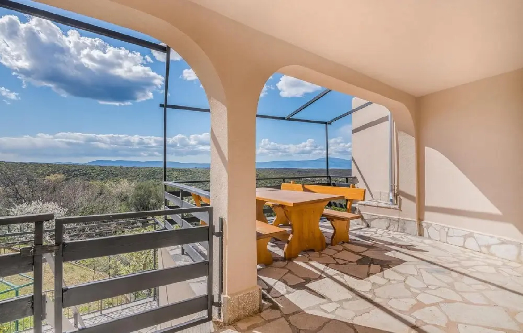 Awesome Home in Dobrinj With Wifi and 2 Bedrooms