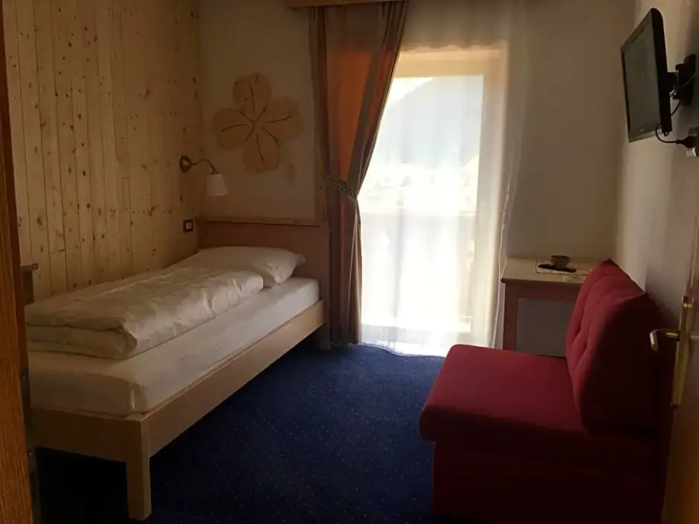 Garní Nëidia