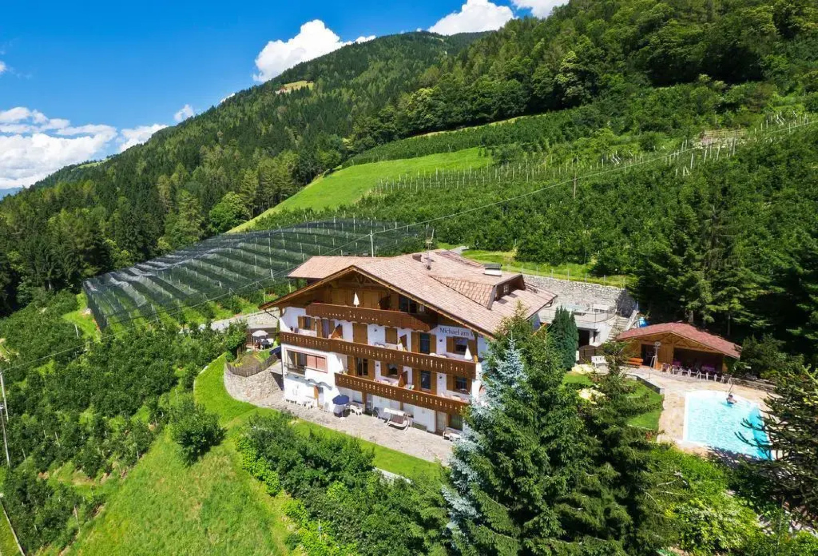 Michael am Waal Apartments