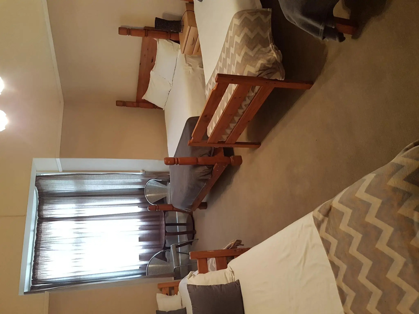 Oasis Shanti Backpackers