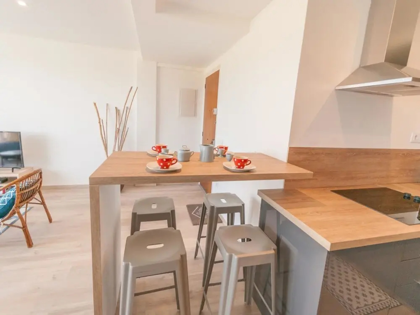 Modern Apartment in St Pere Pescador With Swimming Pool