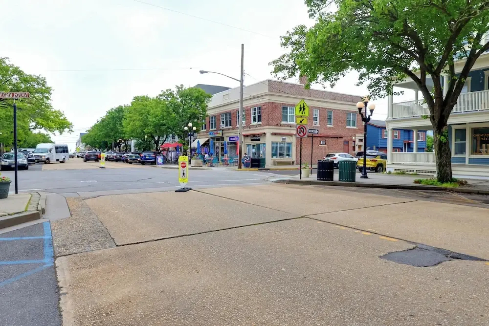 Walk to Downtown & Beach: Ocean Grove Apartment!