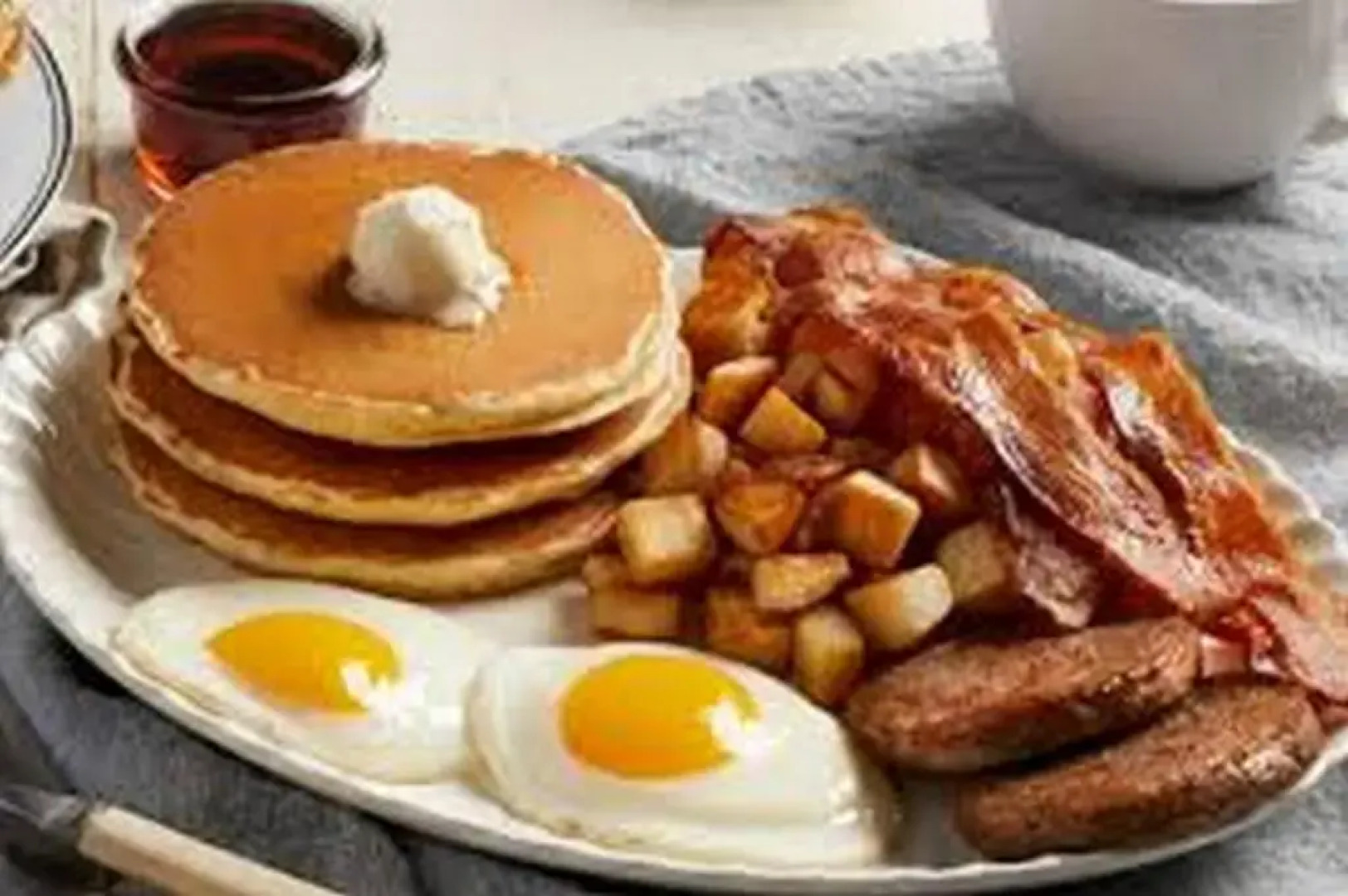 Akti Miaouli Holiday Home