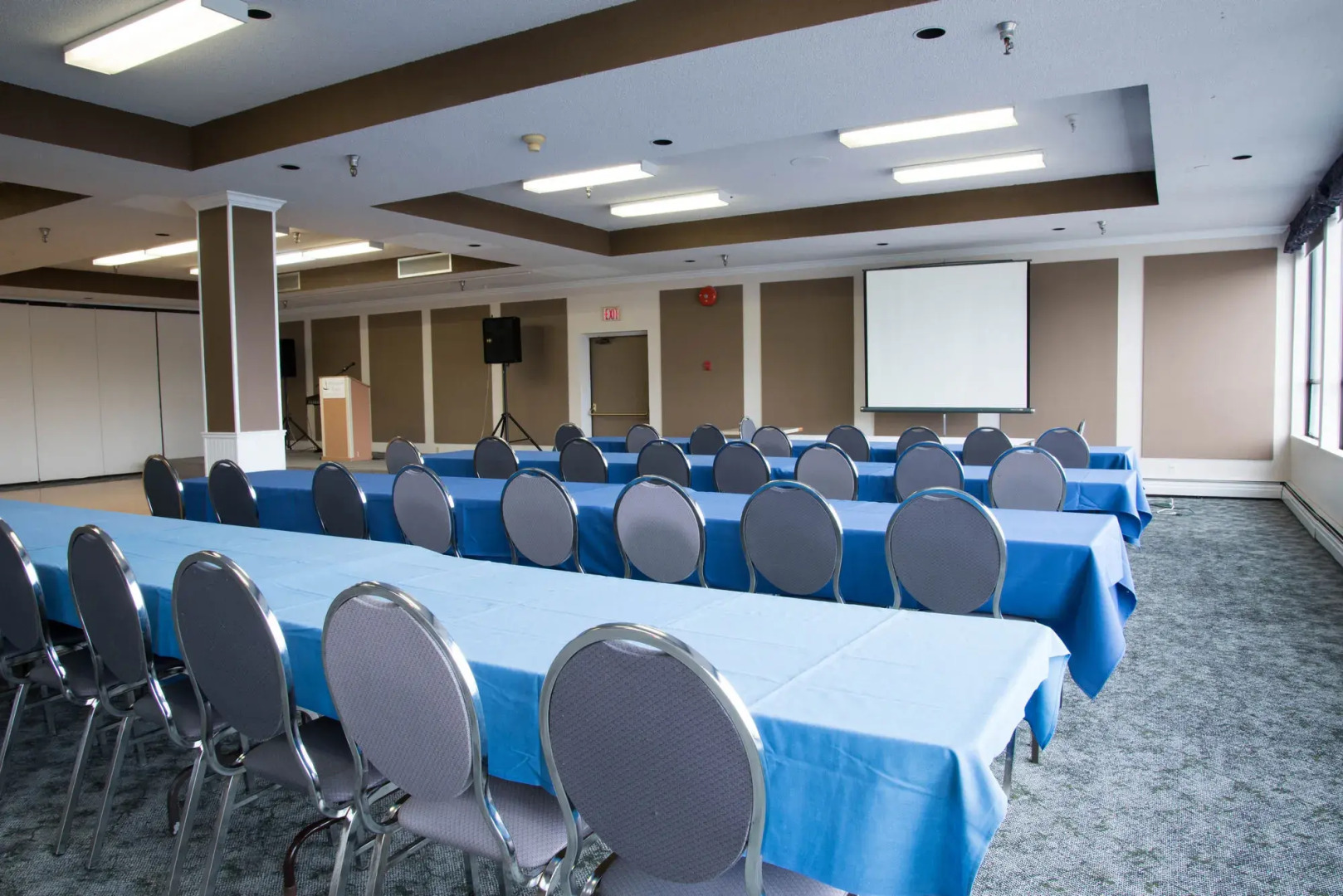 Highliner Hotel & Conference Centre