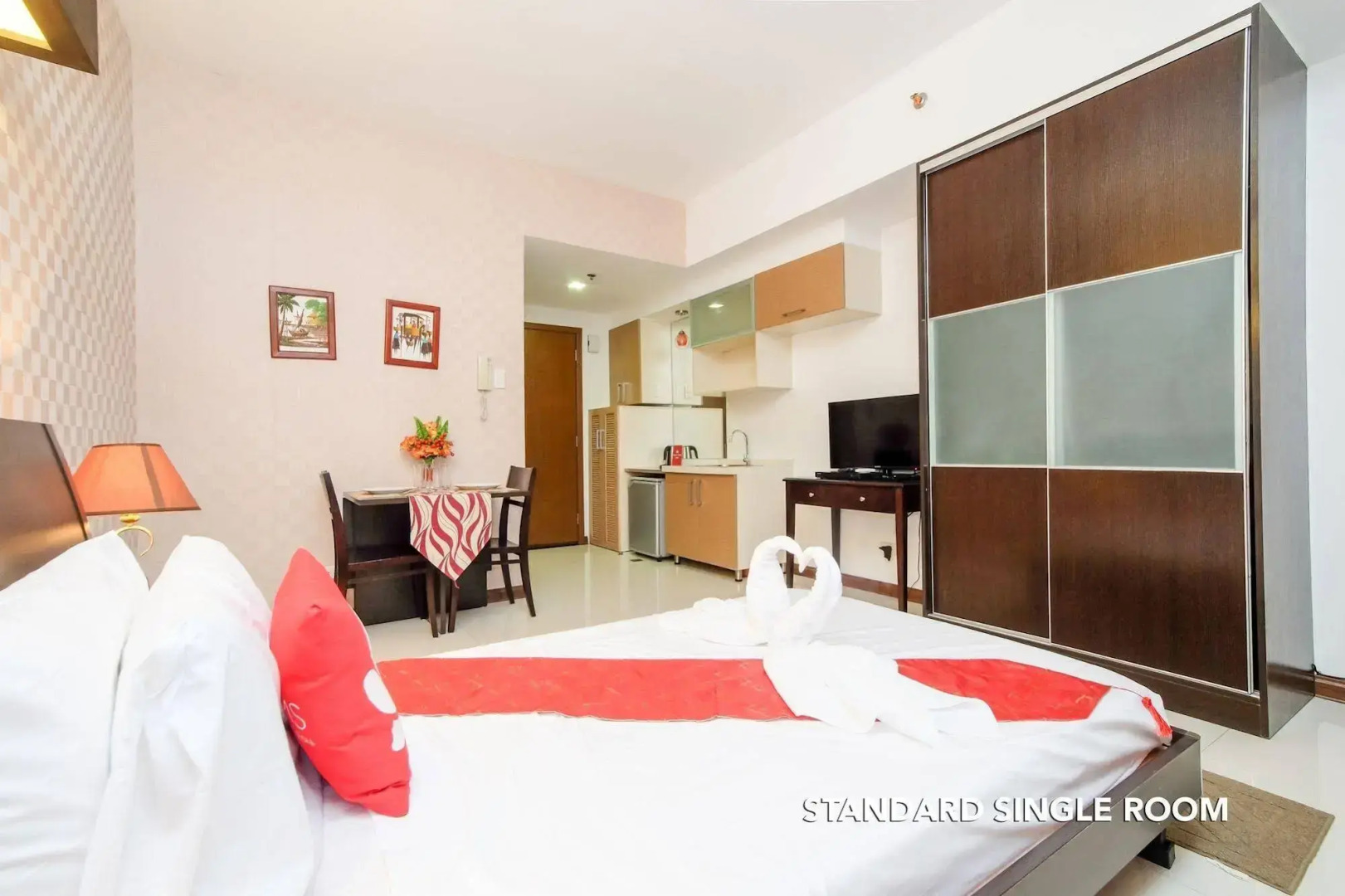 Sunshine City Suites