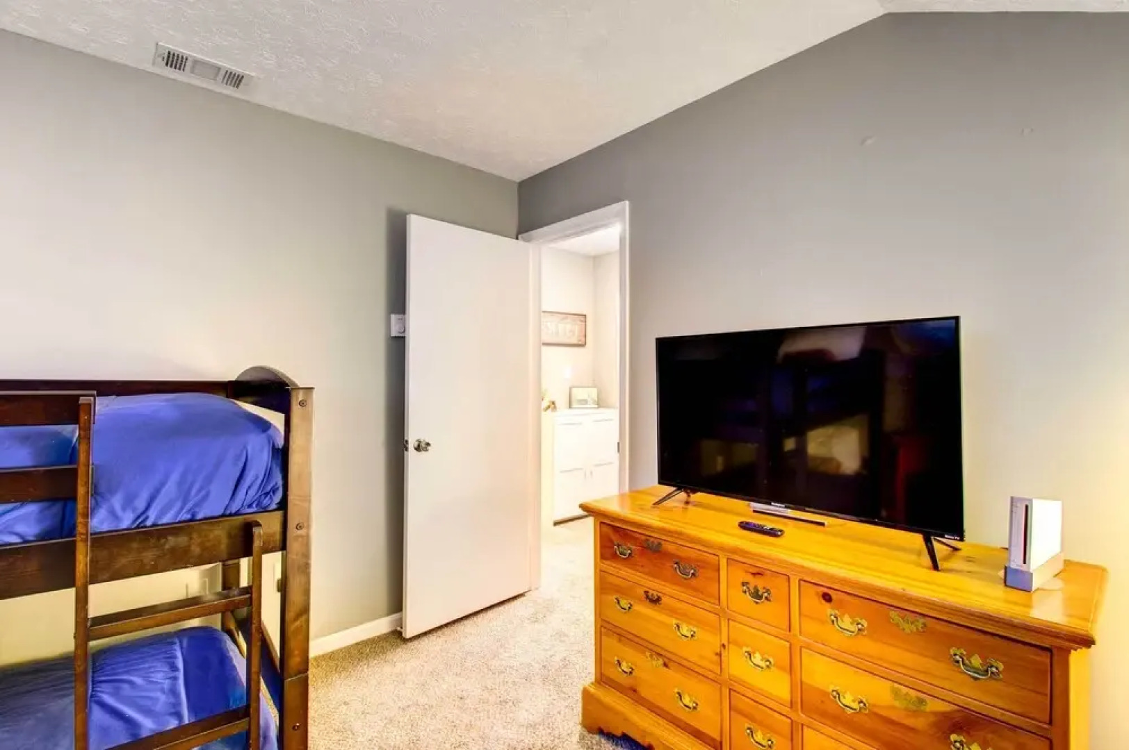 Wintergreen Resort Retreat - Walk to Slopes!