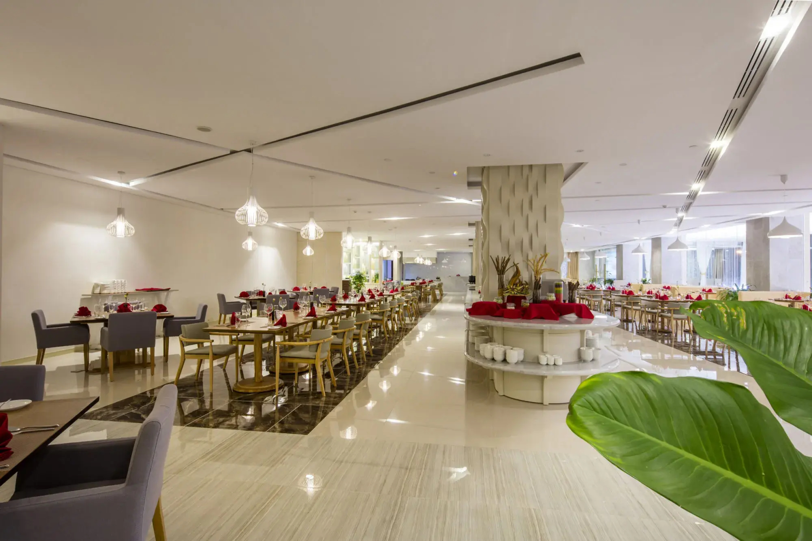 Diamond Bay Hotel