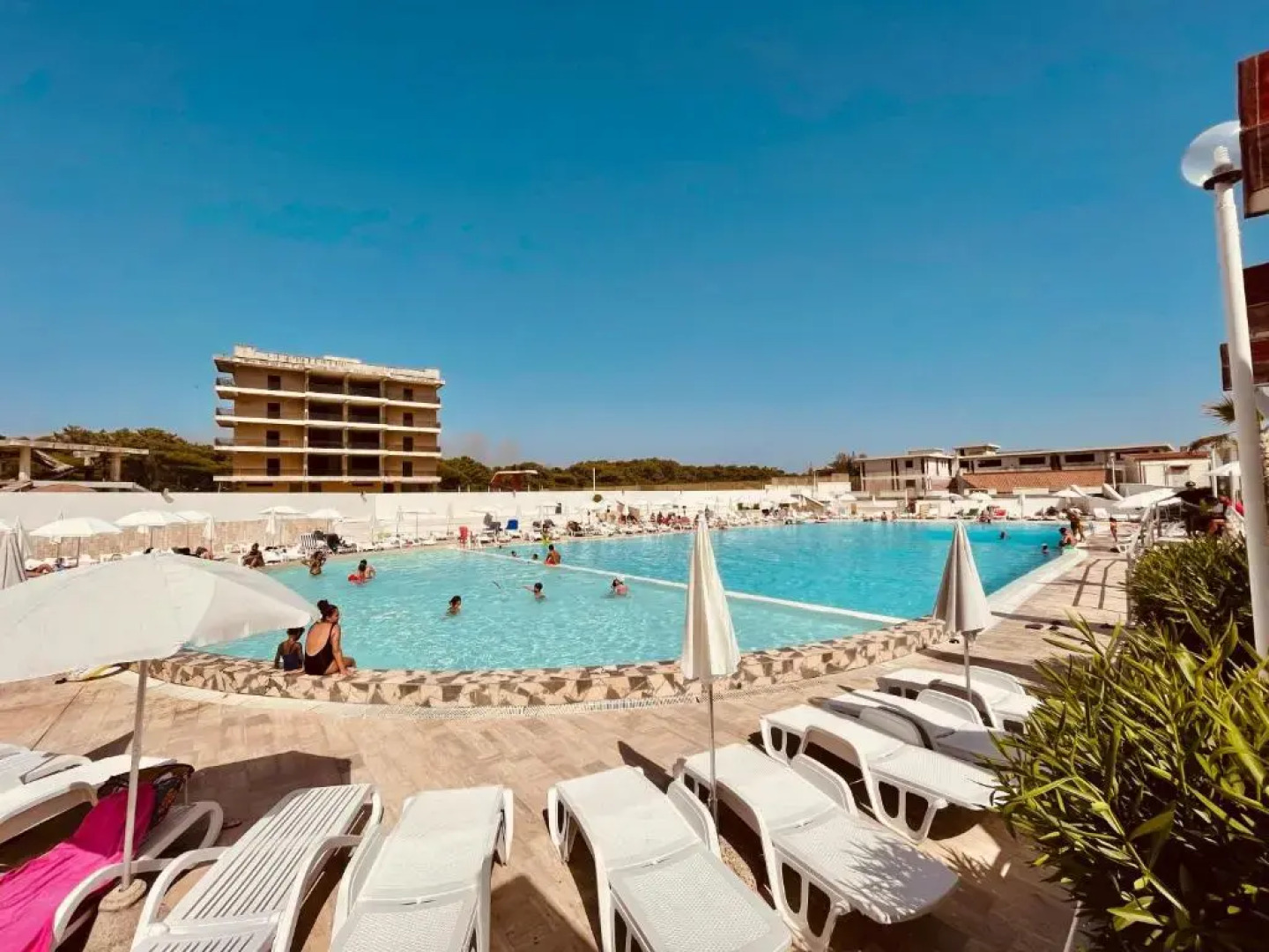 Athena Sea front Apartment, Parking & Pool