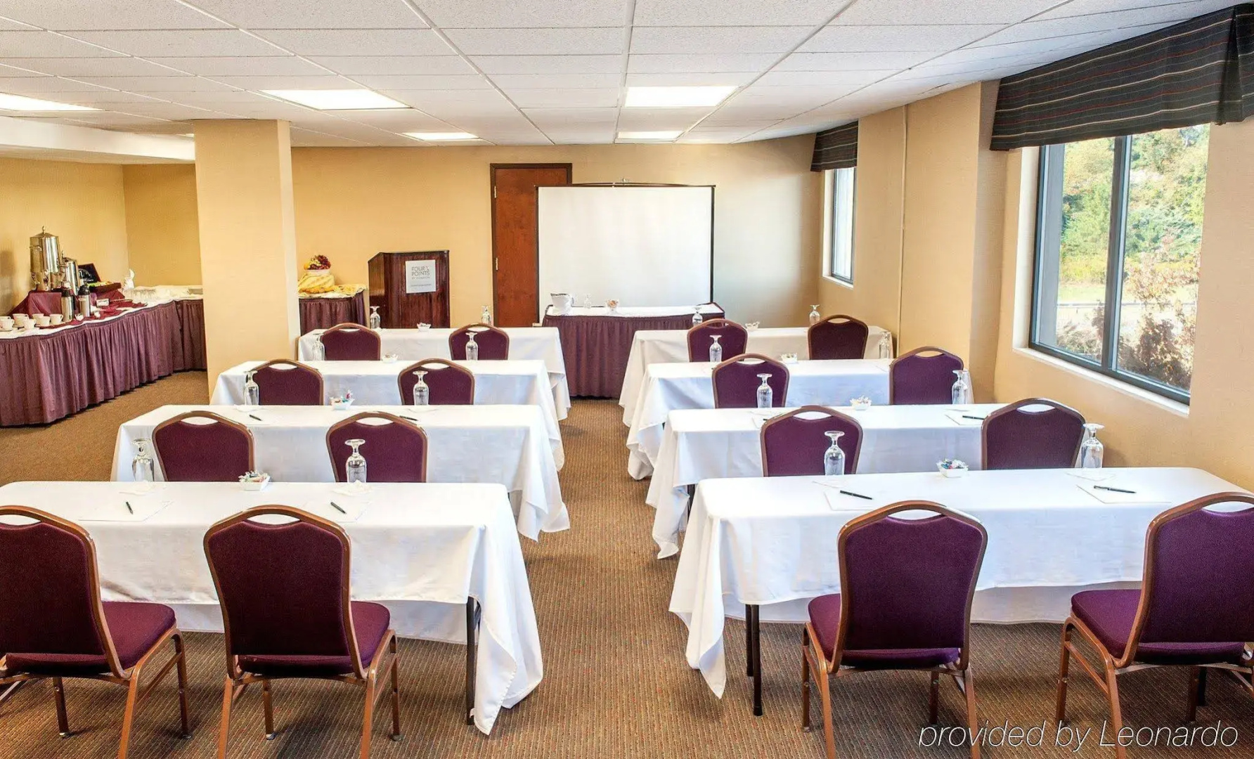 Four Points by Sheraton Boston Logan Airport Revere