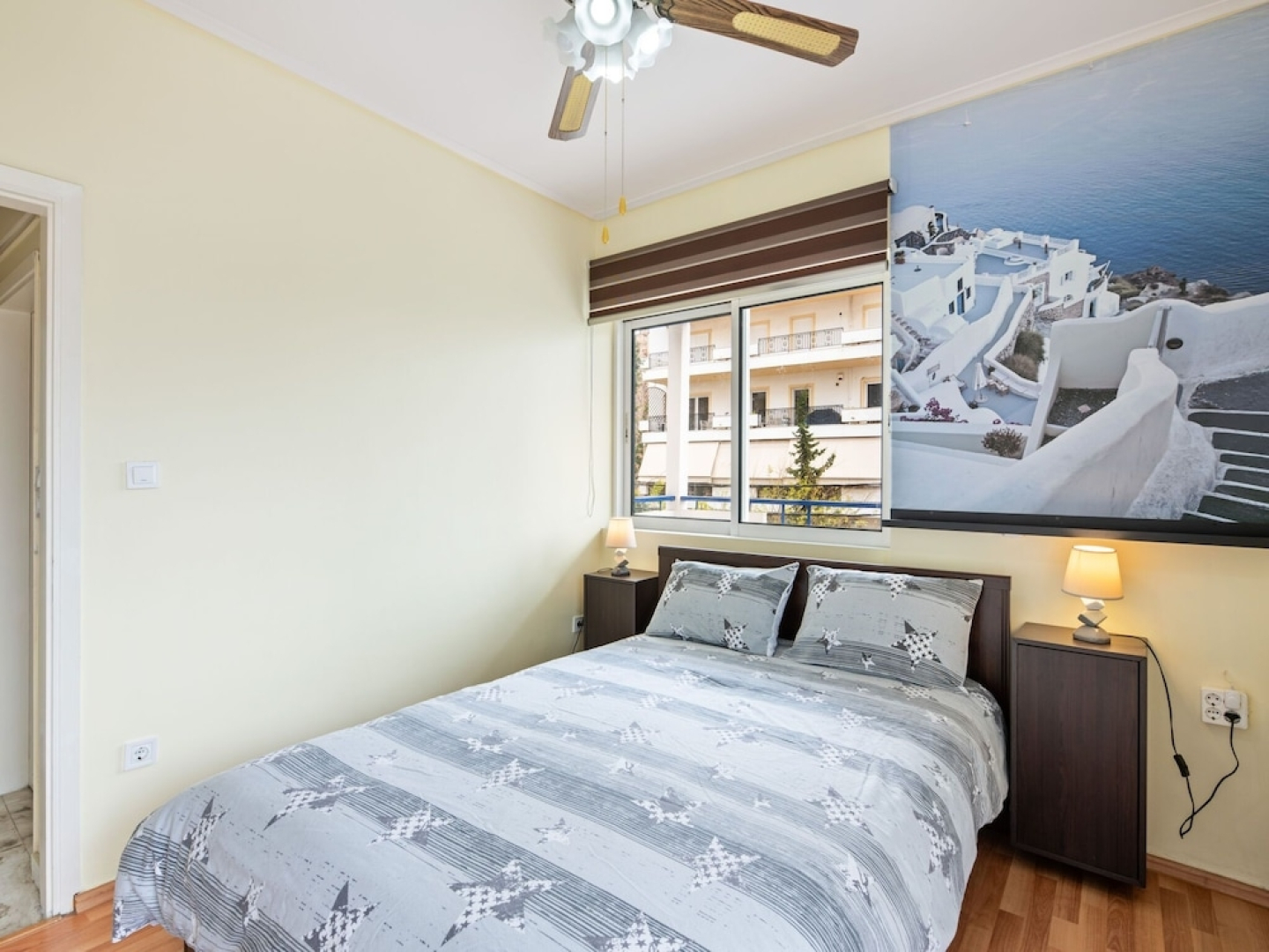 Apartment in Piraeus Near Monastiraki Square