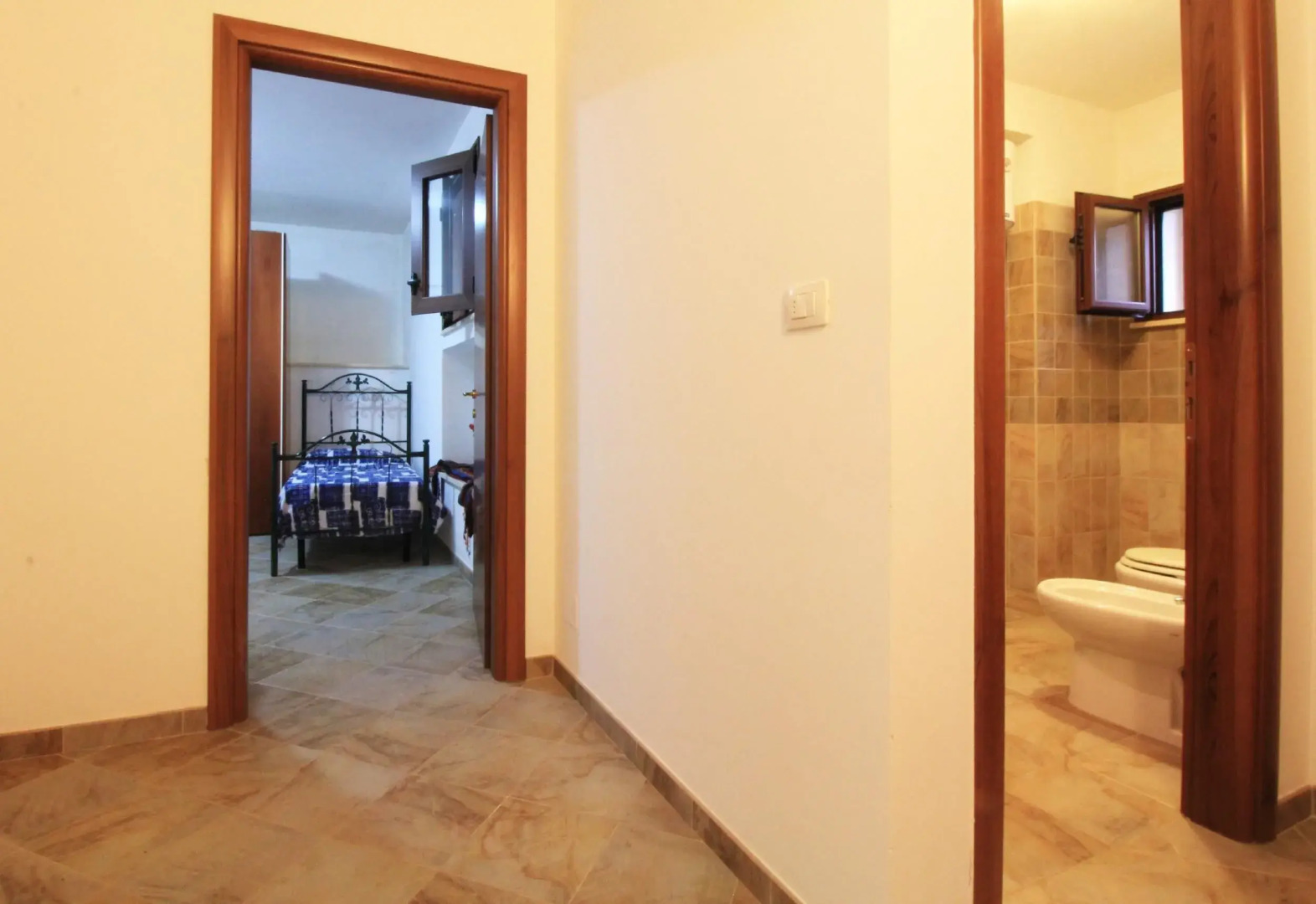 Pino Amazing Seaview