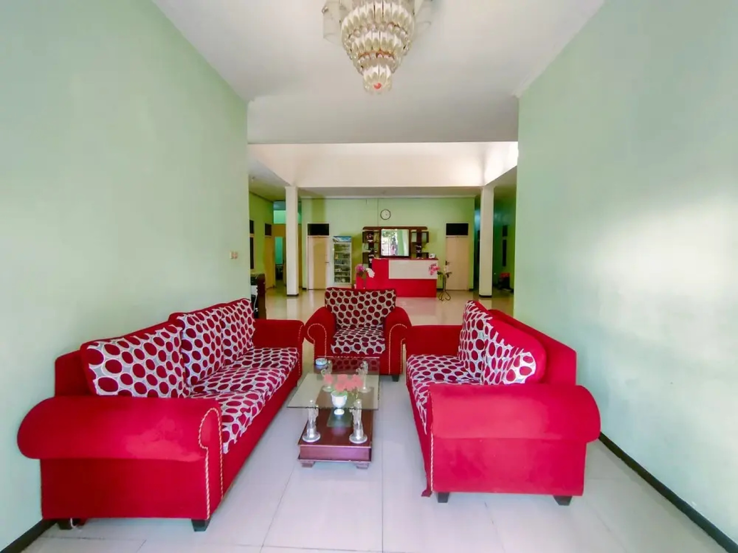 Djati Homestay Redpartner near Gor Djarum Kudus