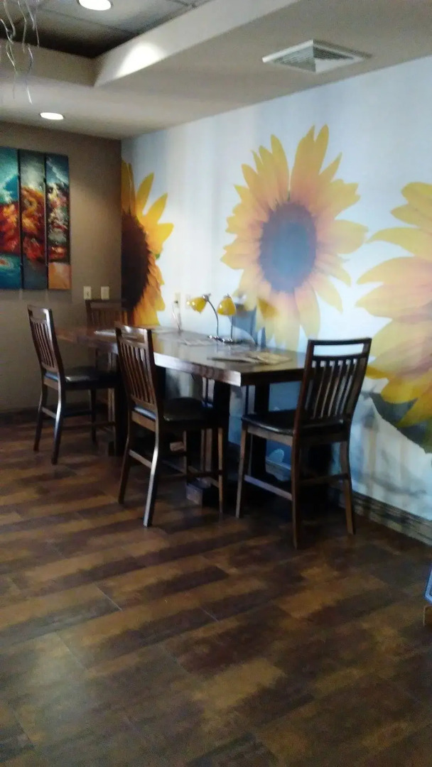 Holiday Inn Express & Suites Junction City by IHG