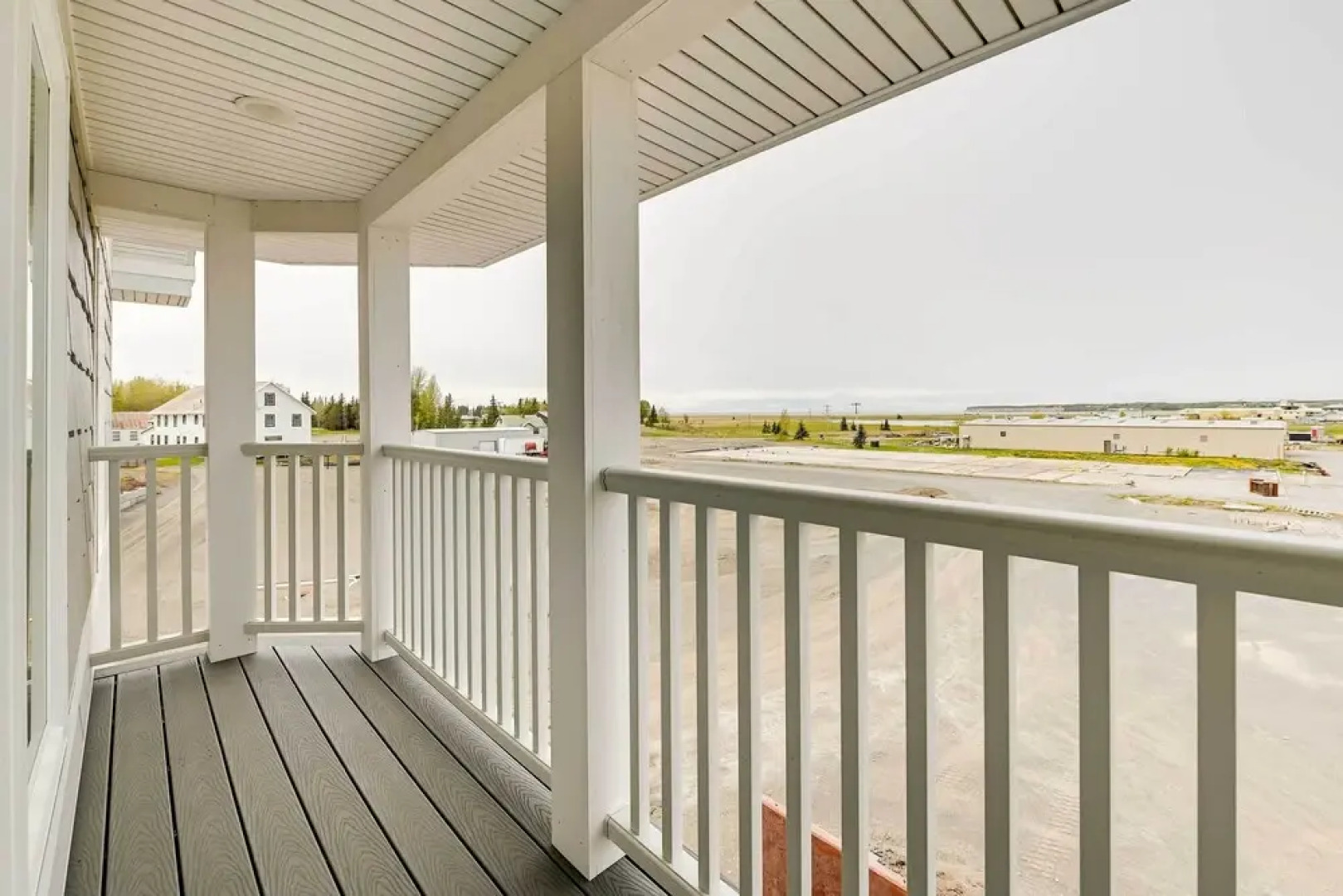 Waterfront Kenai Townhome < 1 Mi to Beach!