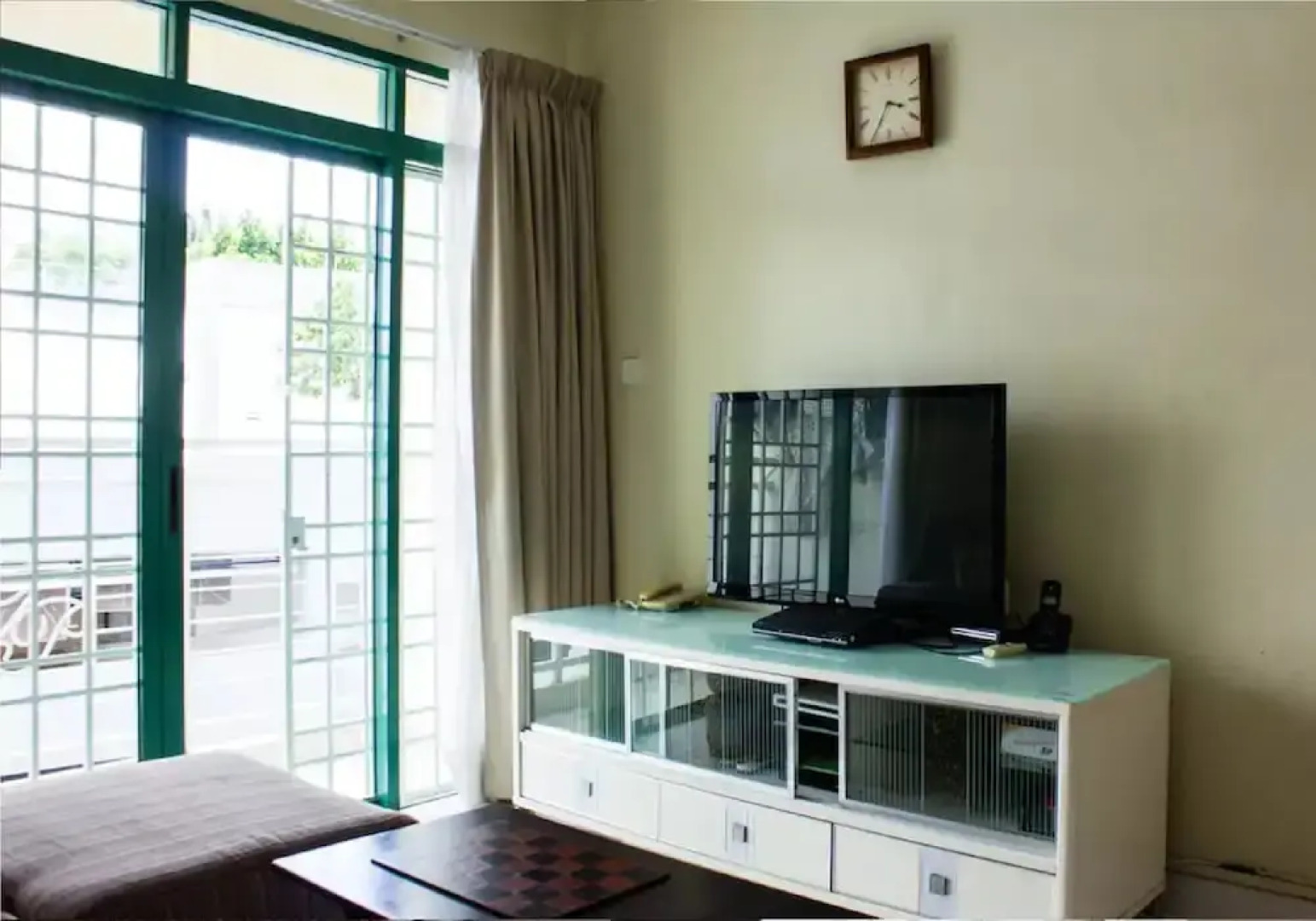 Luxurious Condo Near Gurney