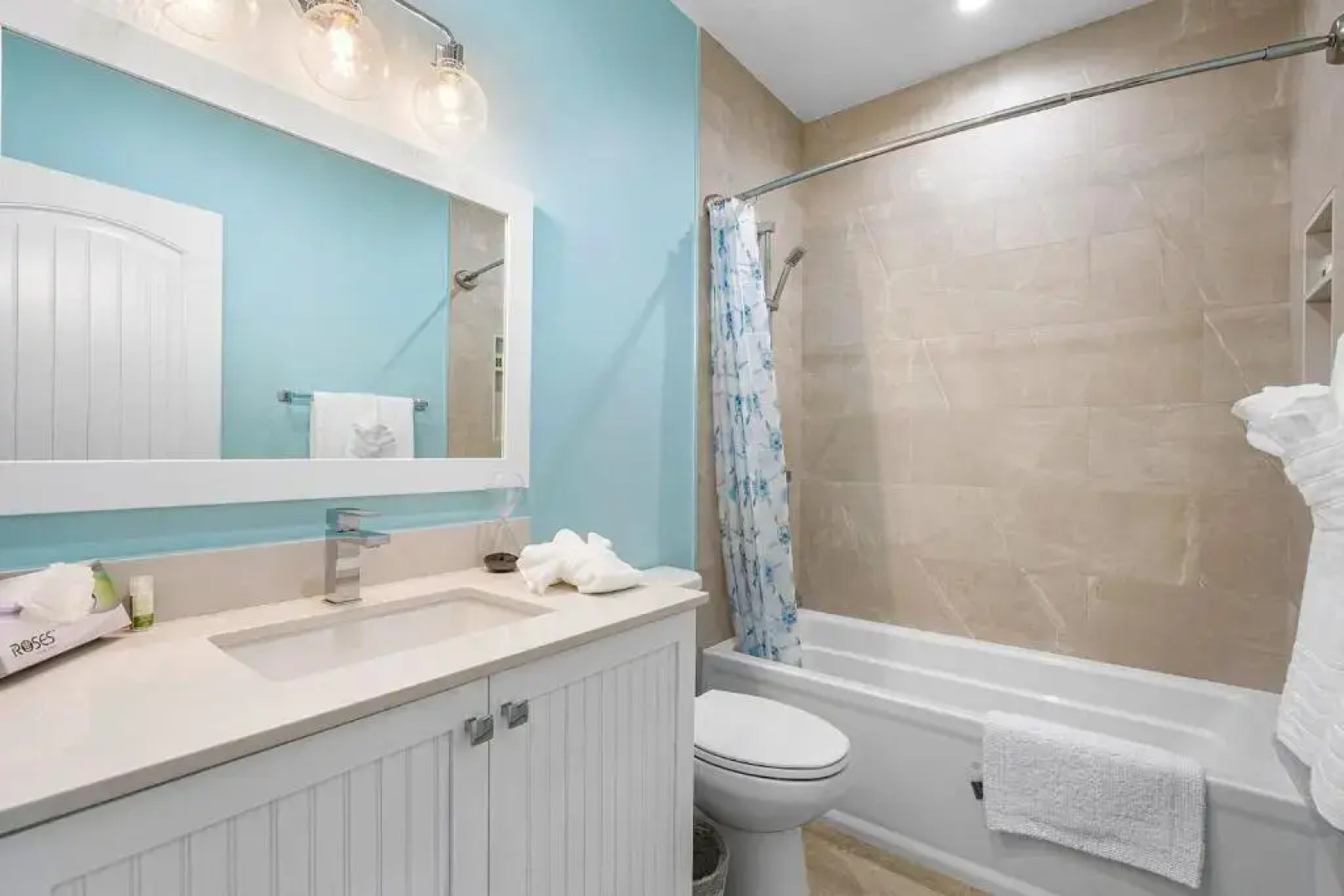 Bermuda Bungalows (Tropical Island Getaway)