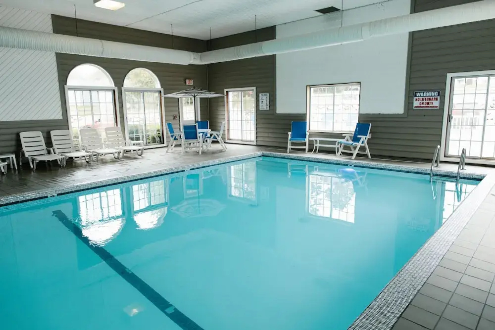 Breakers Resort & Beach Bar