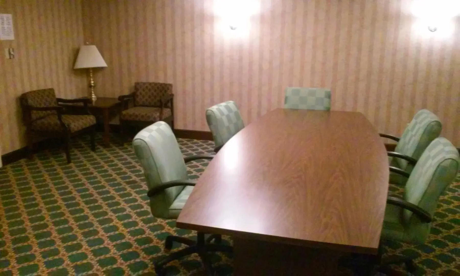 Imperial Swan Hotel & Suites