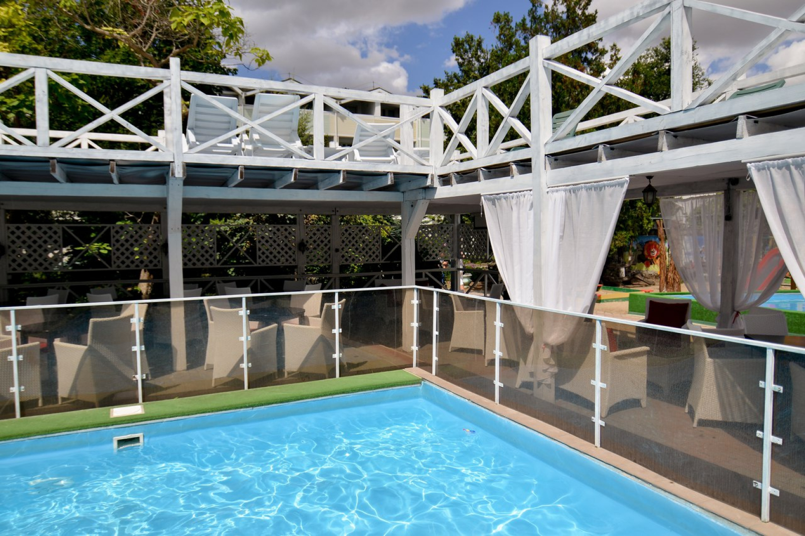 Корона(Евпатория)