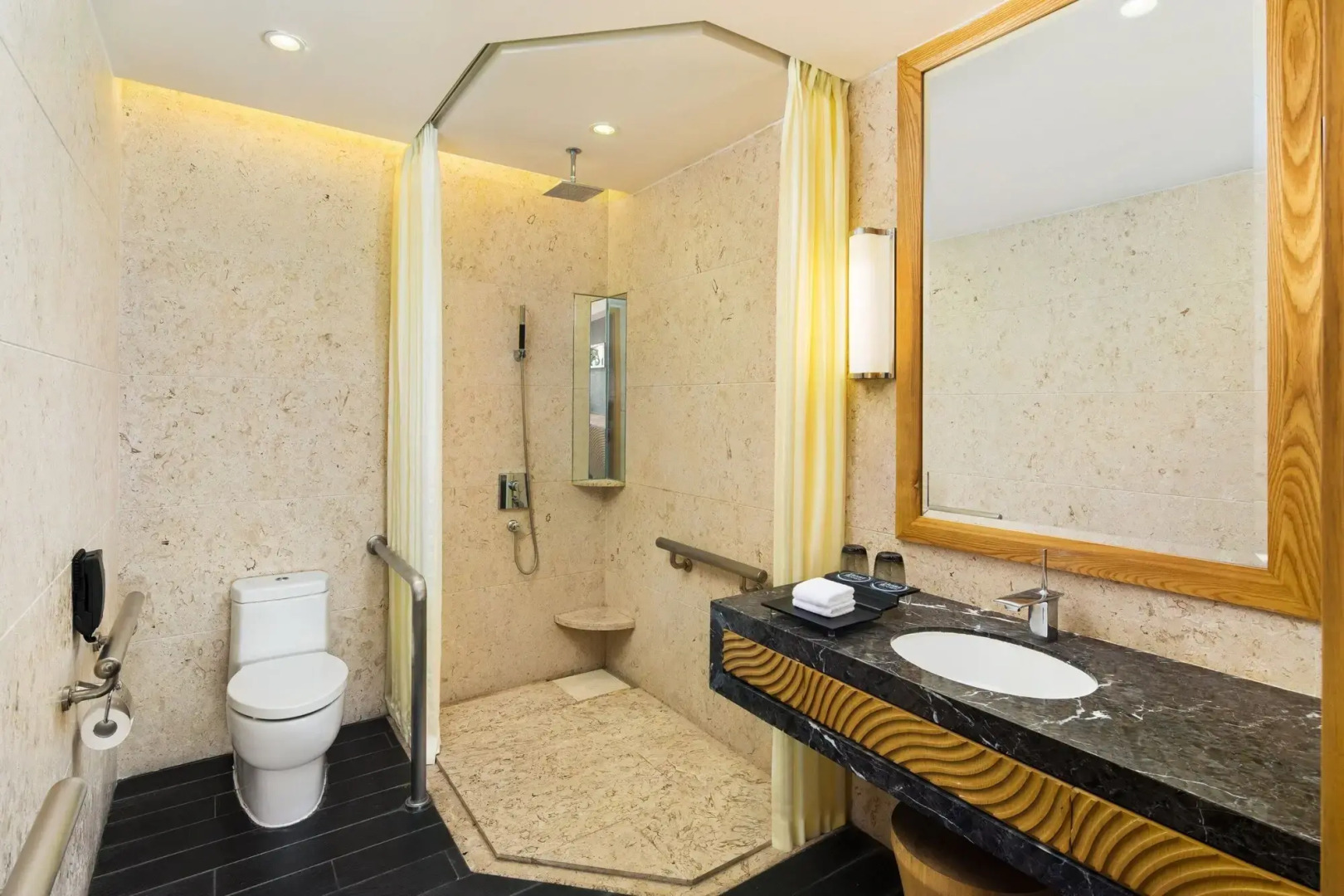 Four Points by Sheraton Hainan, Sanya