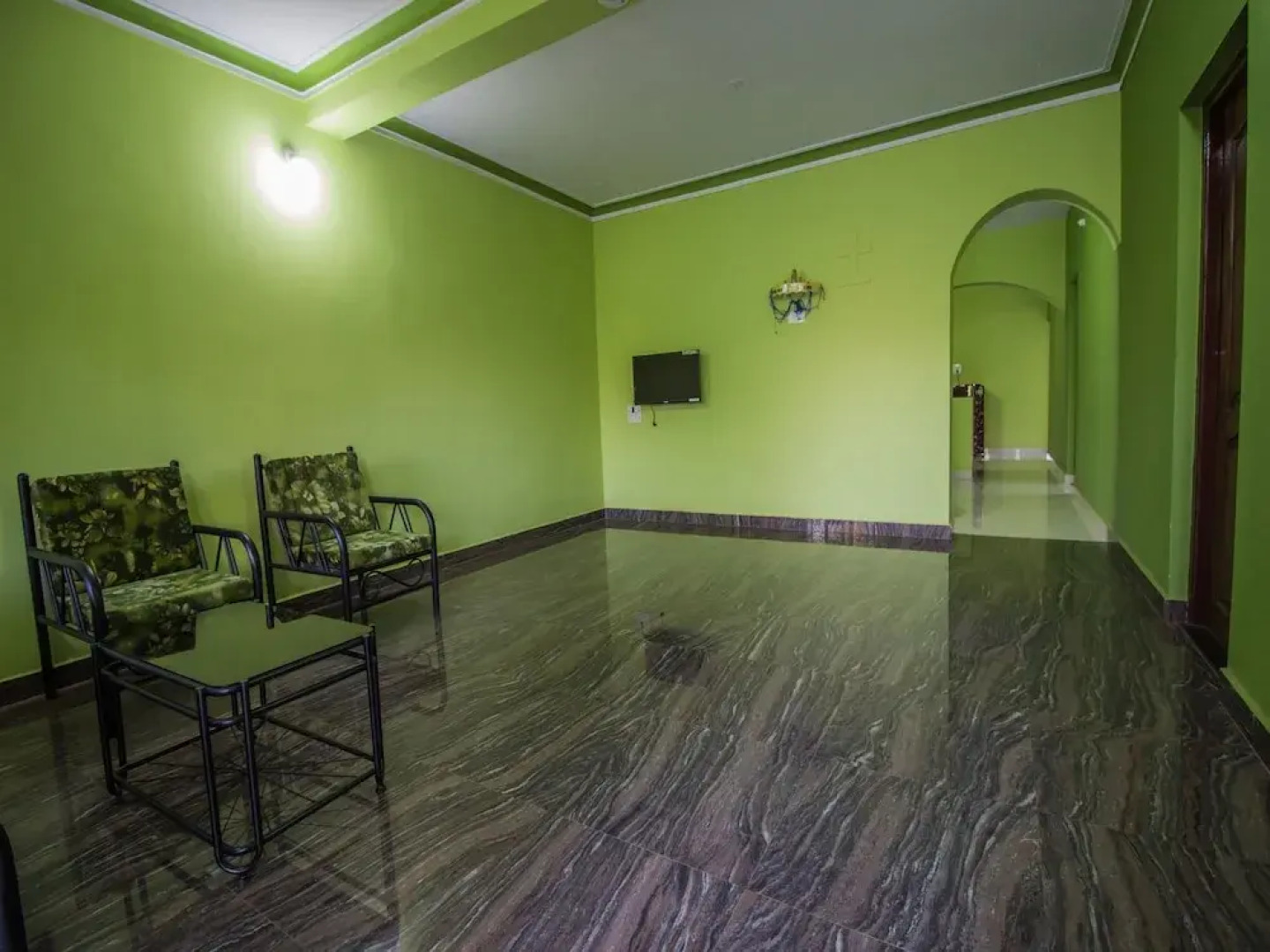 OYO 12829 Home Graceful 2BHK Ashwem