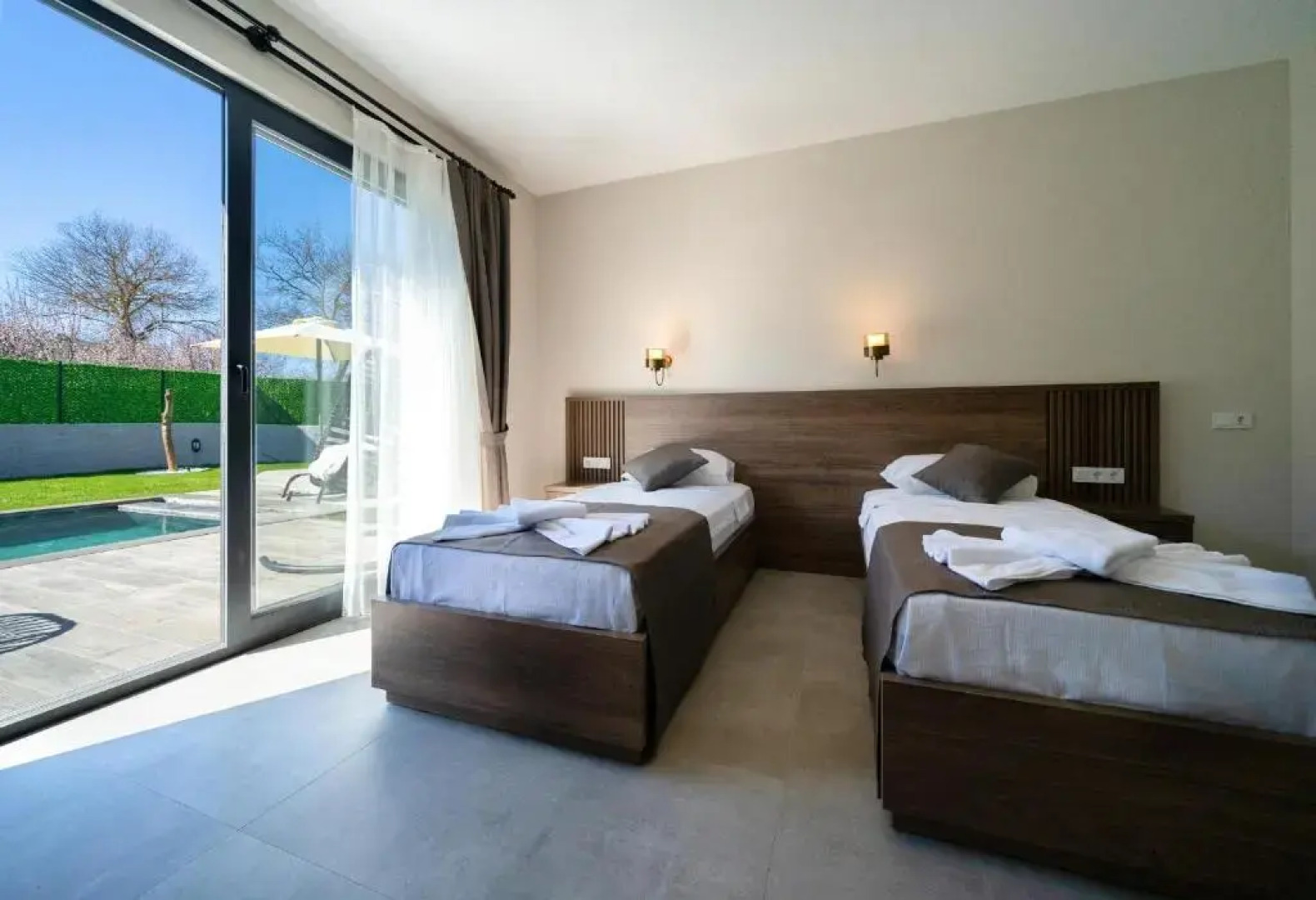 2 Bedroom Private Villa With Swimming Pool