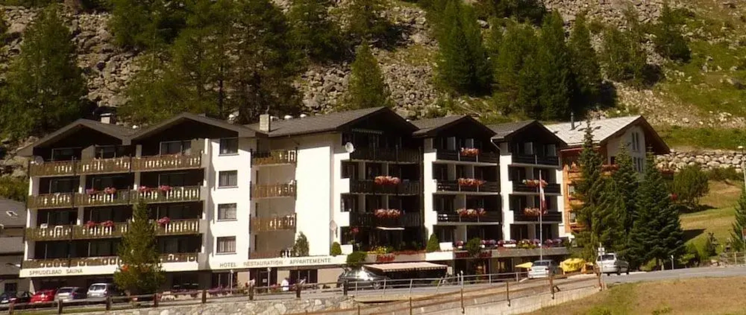 Rubin and Saphir Diamond Apartments