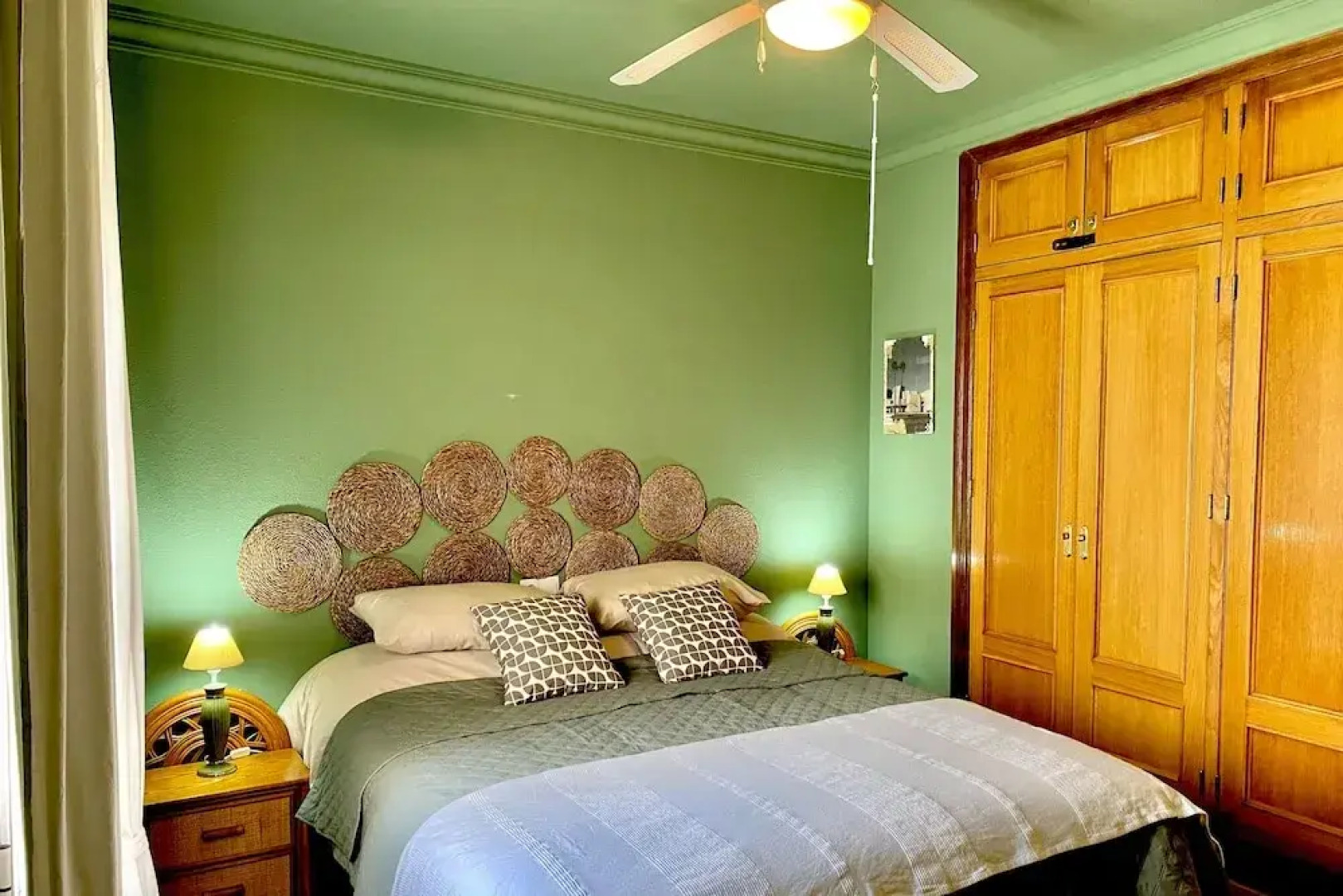 3bed Penthouse With Large Terrace & Sea View