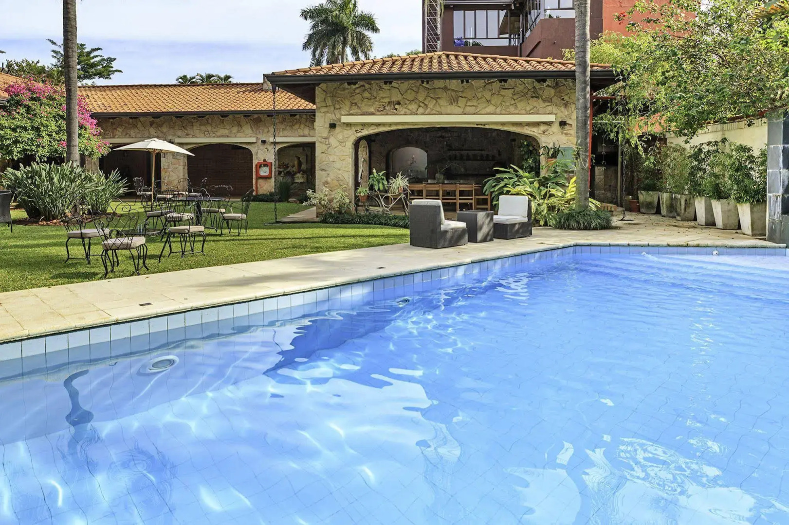 Las Lomas Casa Hotel