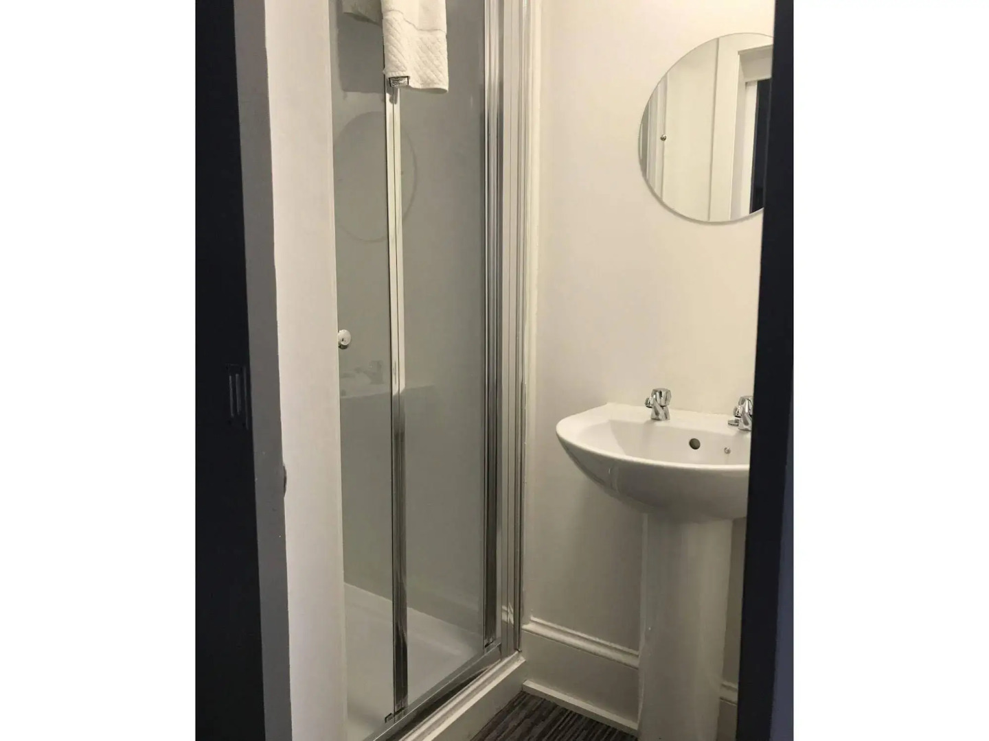 The Knowes Hotel & Restaurant