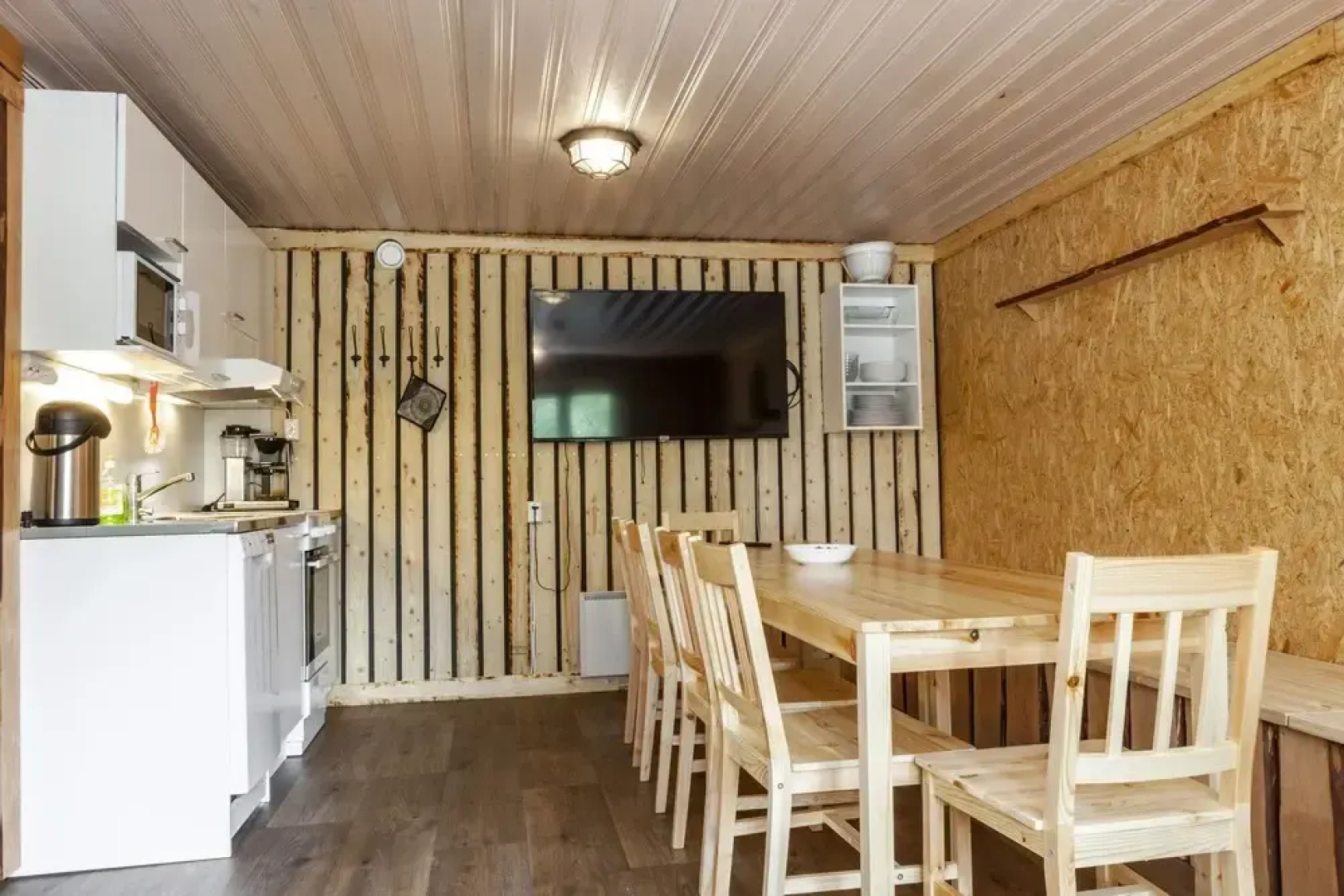 Peace and Privacy Travel - Aulanko Lake Hide-out