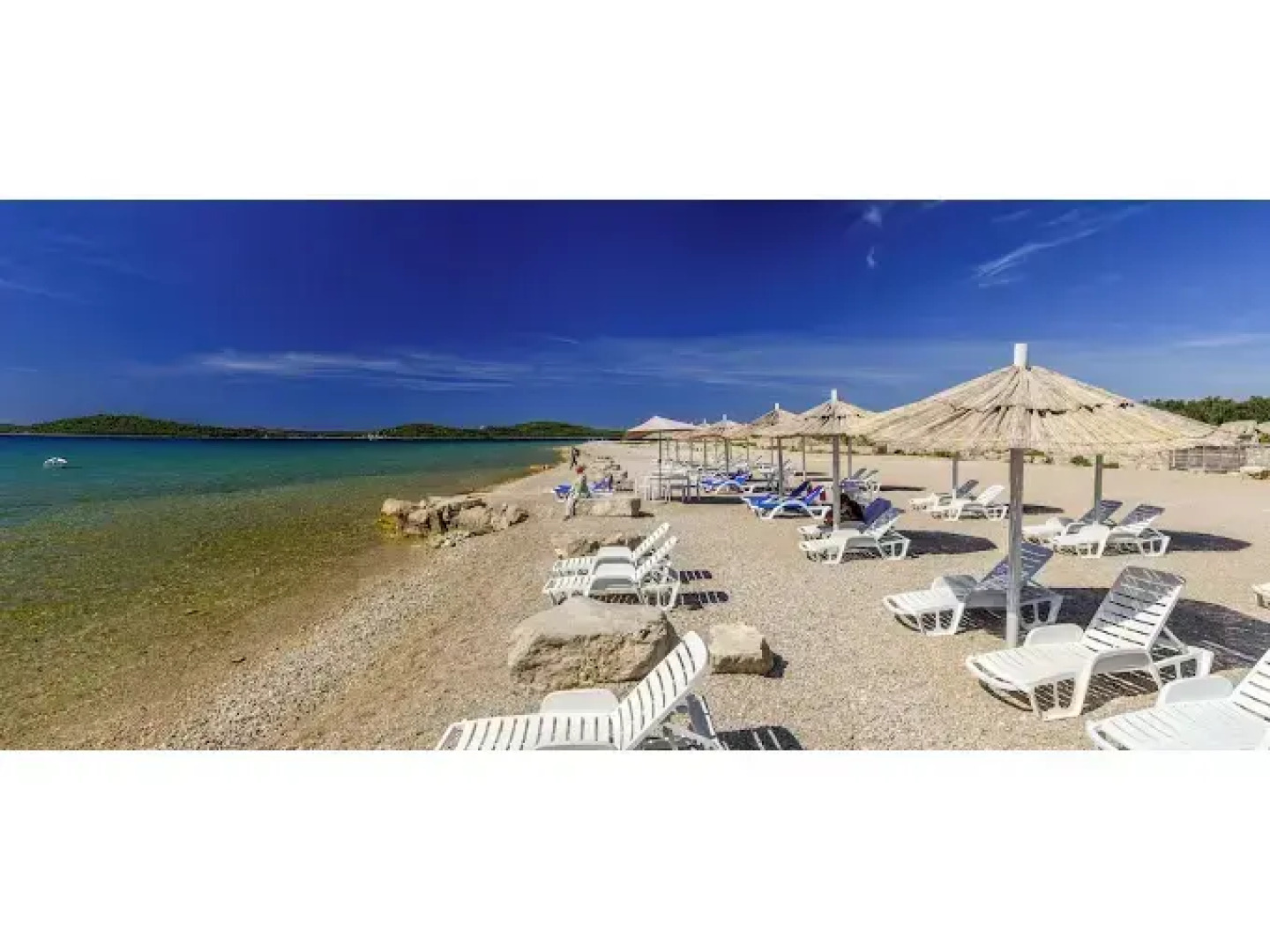 Holiday Olive Garden Resort