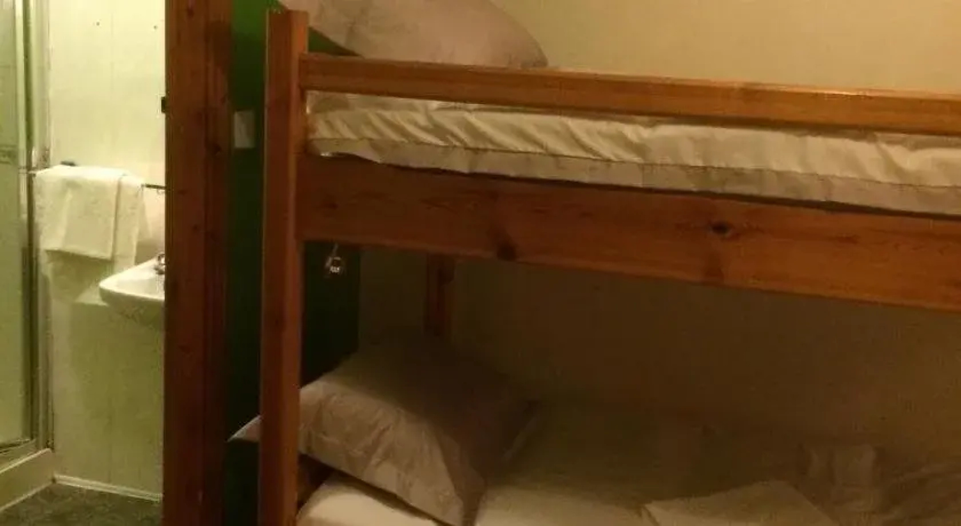 Harbour House Hostel