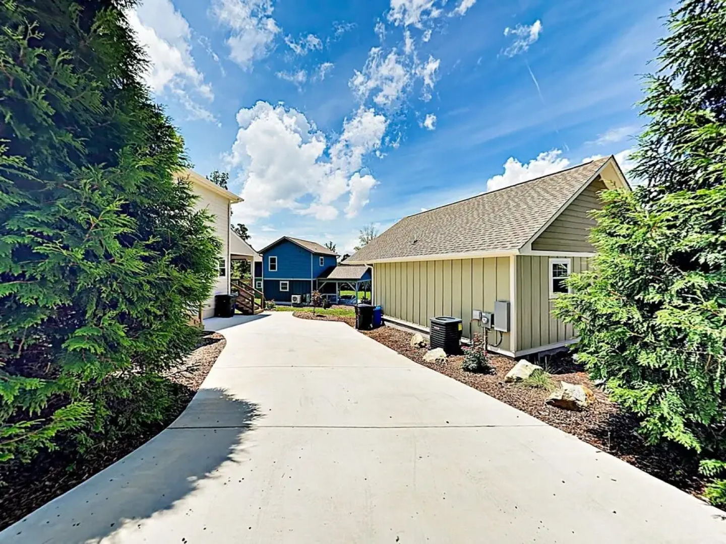 37 Asheville - 2 Br Cabin