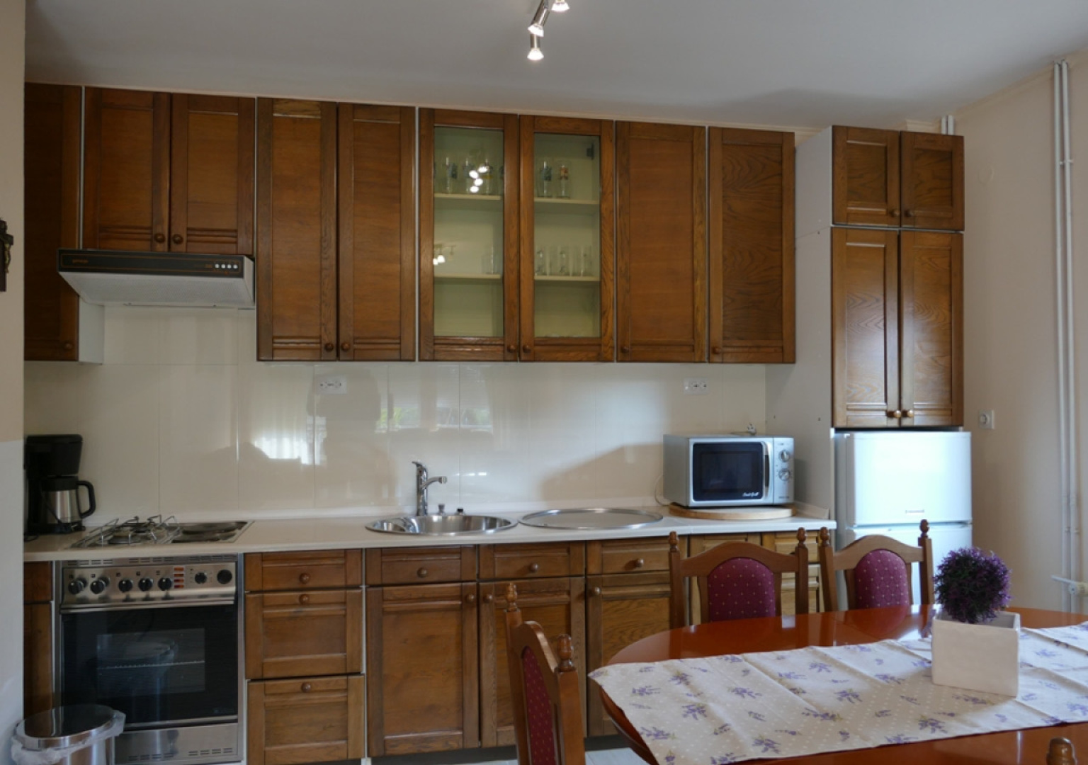 Apartment Ruza - 300 m from sea: A1 Trogir, Riviera Trogir