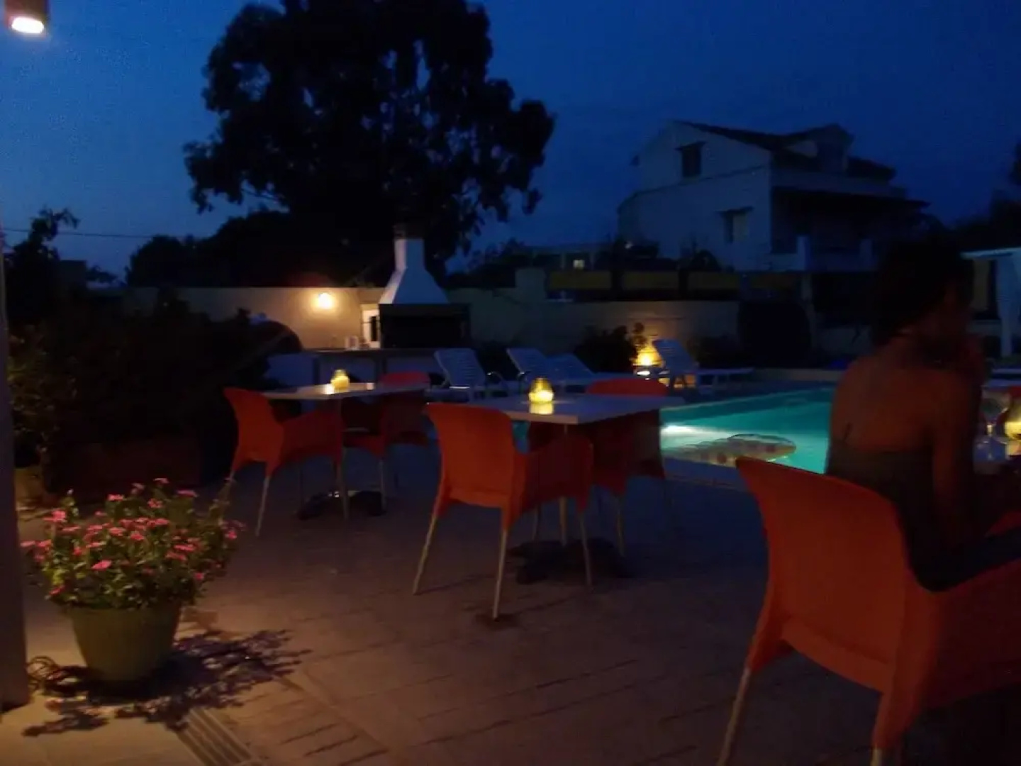 Antony's Complex - Apartments