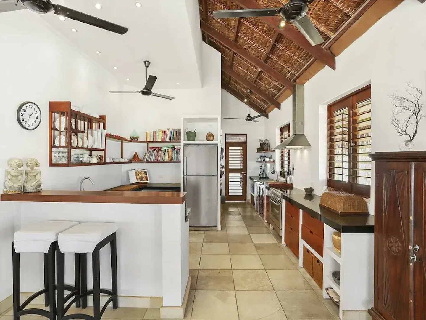 Sarangkita Beach Front Villa