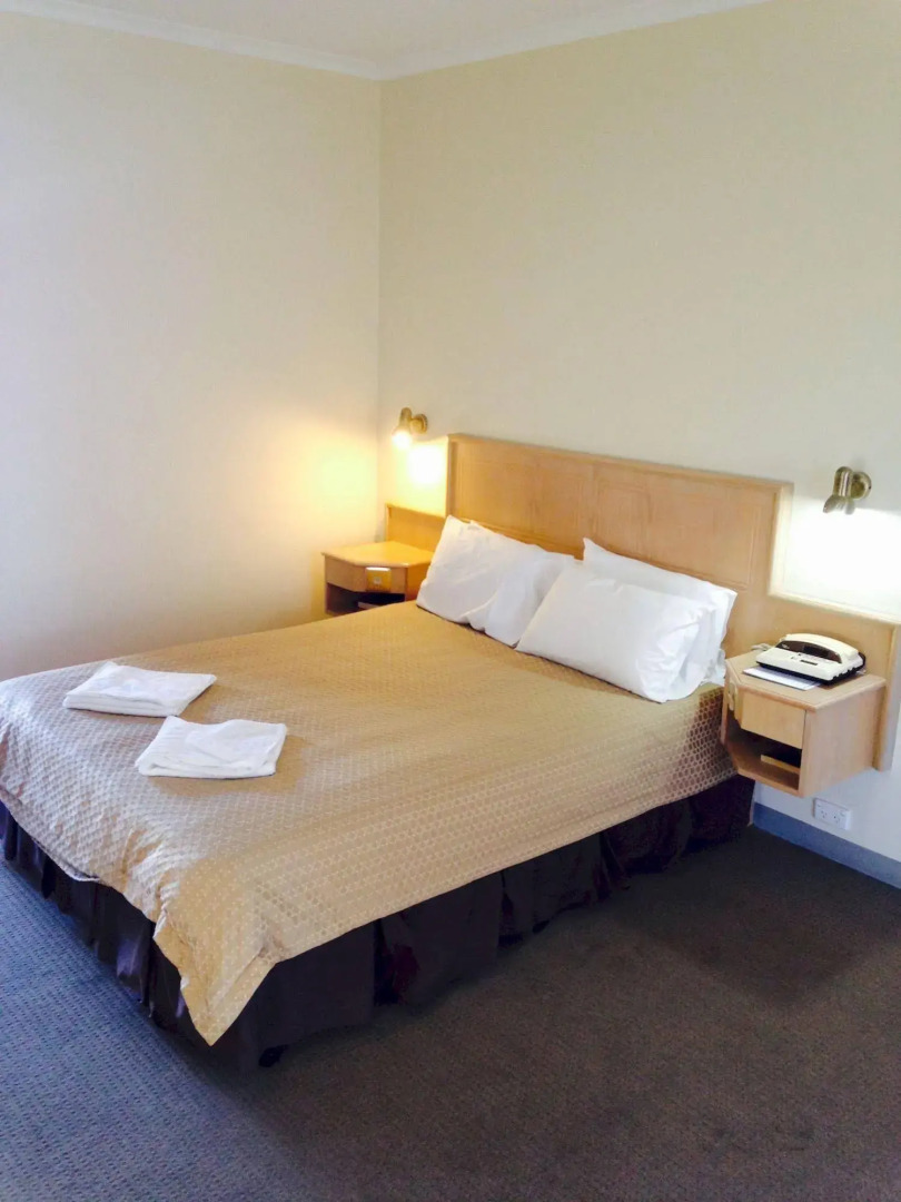 Nightcap at Roxby Downs