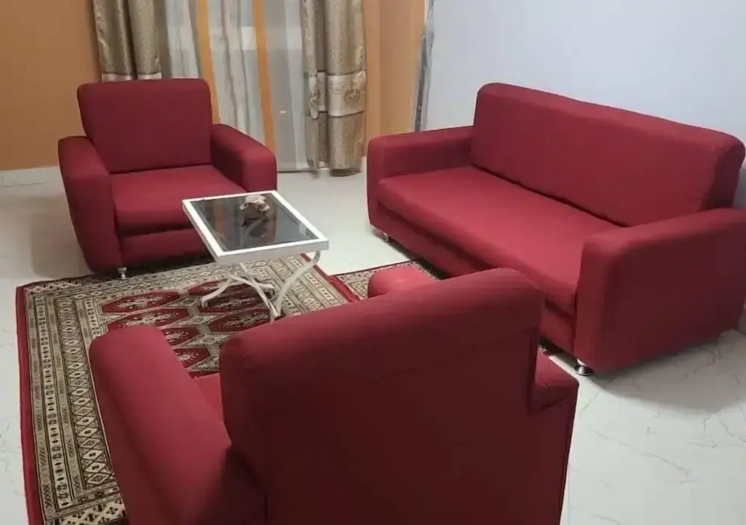 Touraco Suite Hotel Business