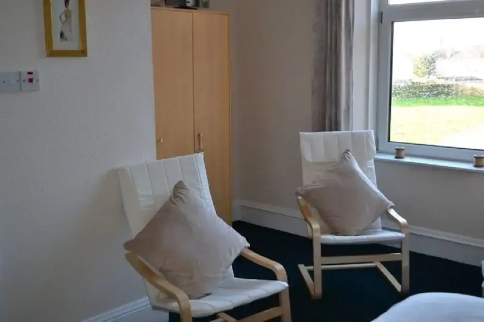 Redhall Arms Hotel