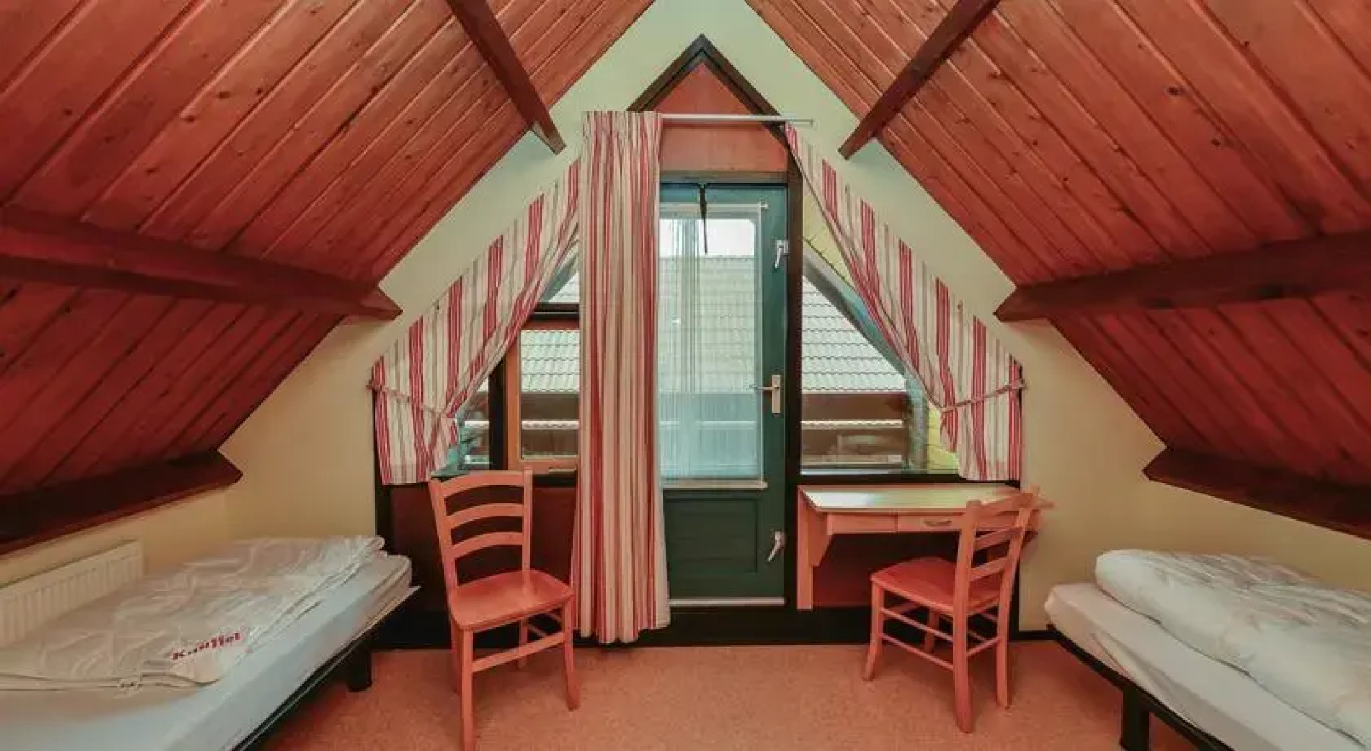 De Waalerburght Vakantiehuizen