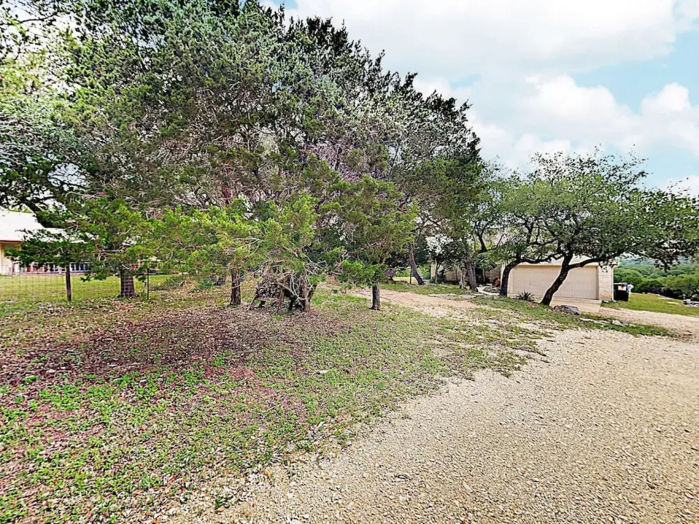 10807 Dripping Springs - 3 Br Home