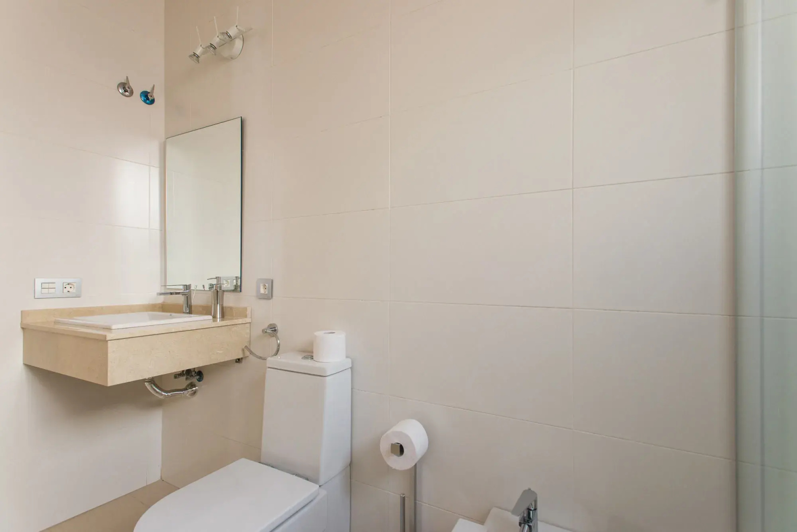 Guzman El Bueno Suites