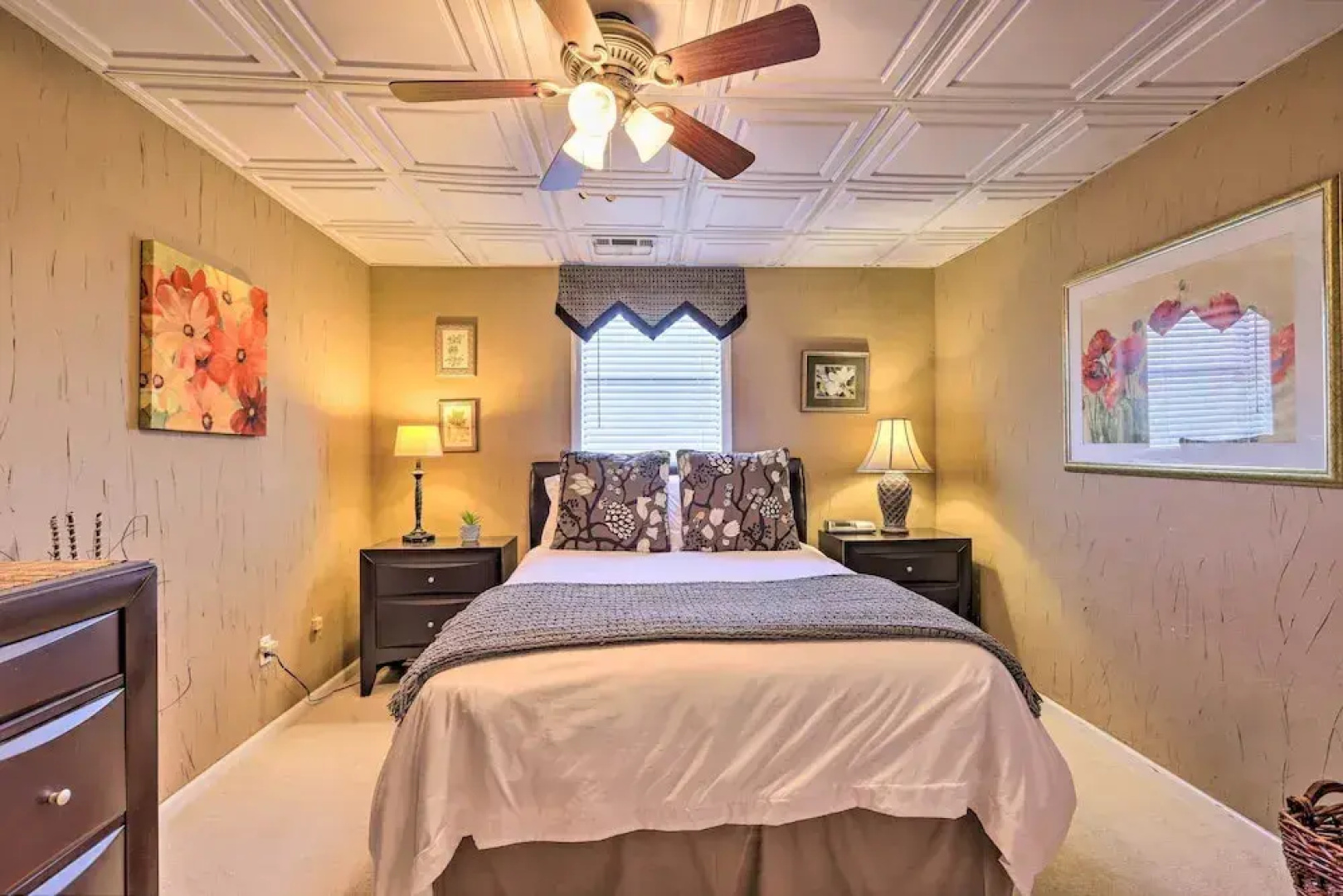 Cozy Caymus Cabin ~ 3 Miles to Callaway Gardens!