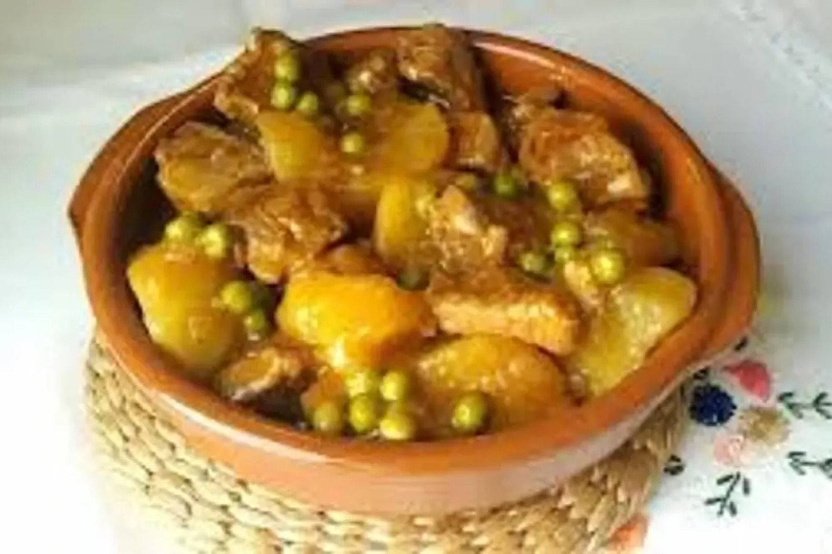 Apartment With 3 Bedrooms in Cardona, With Wonderful City View, Enclosed Garden and Wifi