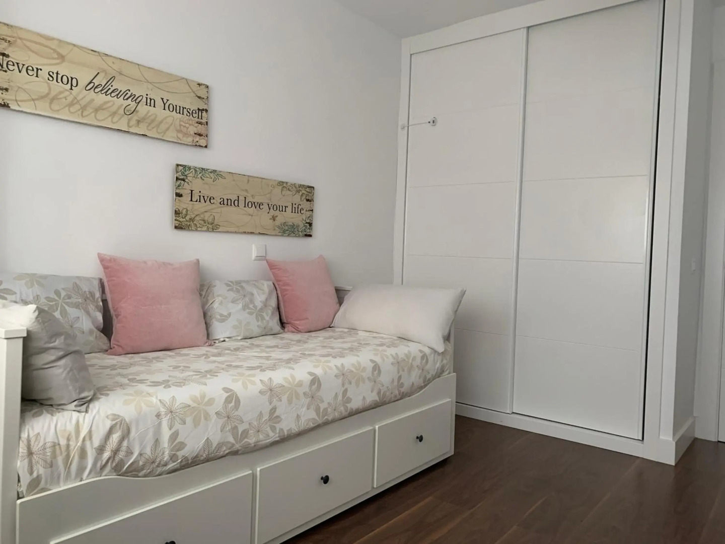 Agradable chalet con piscina privada cerca de Madrid