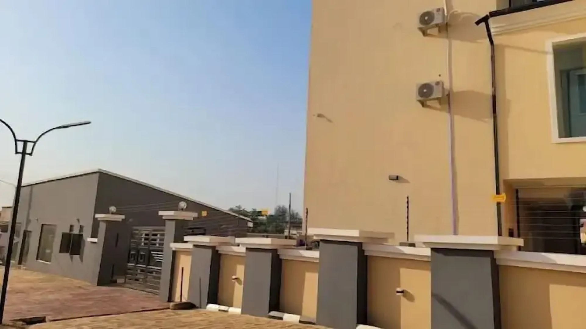 Riverview Hotel and Suites