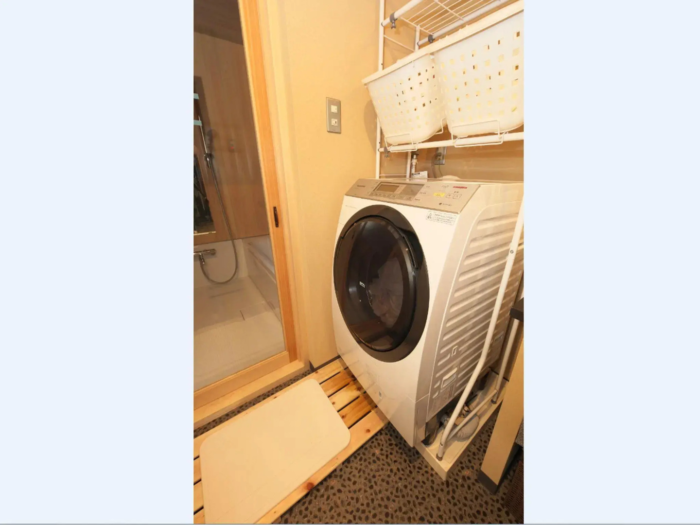 Tsumugi Tojihigashimonmae